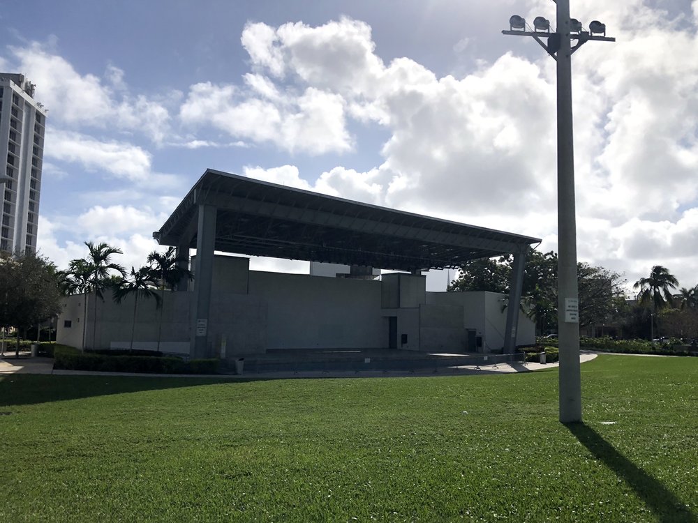 HOLLYWOOD ARTSPARK AT YOUNG CIRCLE 160 Photos & 36 Reviews 1 Young