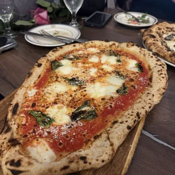 Siamo Napoli - Margherita - Italian Near Me - San Diego, California Siamo Napoli - Margherita - Italian Near Me - San Diego, California