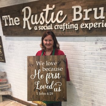 Busy Bee Workshops - Paint & Sip Near Me - Arlington, Texas