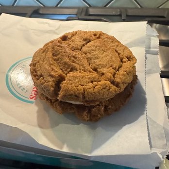SusieCakes - Bakeries Near Me - Los Angeles, California