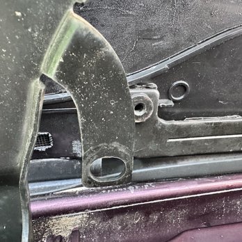 Caliber Collision - screws missing top trim with 3rd brake light - Body Shops Near Me - Conyers, Georgia Caliber Collision - screws missing top trim with 3rd brake light - Body Shops Near Me - Conyers, Georgia