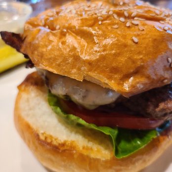 Seed to Table - Smash Burger...deslish - Grocery Near Me - Naples, Florida