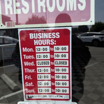 Pad Thai Classic - Please update your sign.Very misleading - Thai Near Me - Long Beach, California