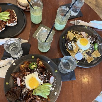 Xaman Cafe - Chilaquiles - Cafes Near Me - Dallas, Texas Xaman Cafe - Chilaquiles - Cafes Near Me - Dallas, Texas