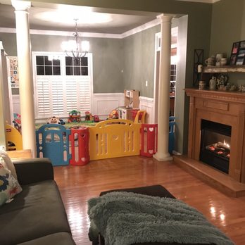 Relevate Property Guides - Formal Dining used as play area - Property Management Near Me - Glen Allen, Virginia Relevate Property Guides - Formal Dining used as play area - Property Management Near Me - Glen Allen, Virginia