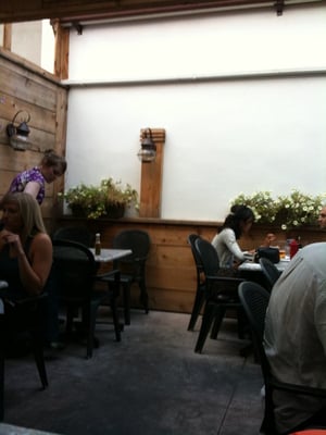 Utopia Cafe & Grill by null