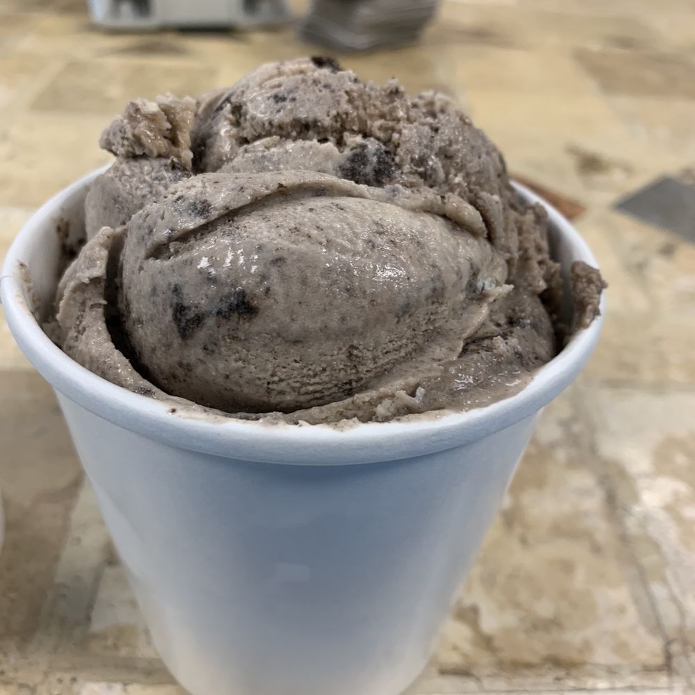 WooHoo Ice Cream - Cookies and cream - Ice Cream & Frozen Yogurt Near Me - Anchorage, Alaska