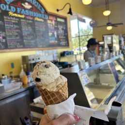 This is a $10 ice cream!??