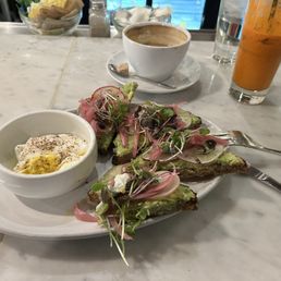 Avocado toast