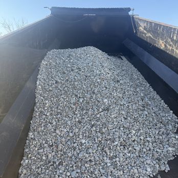 4 Guys and a Tractor - Need Gravel or Crushed Concrete? We can haul it and spread it too! - General Contractors Near Me - Alvarado, Texas 4 Guys and a Tractor - Need Gravel or Crushed Concrete? We can haul it and spread it too! - General Contractors Near Me - Alvarado, Texas