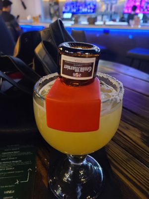 Silva's Sports Bar & Grill by null