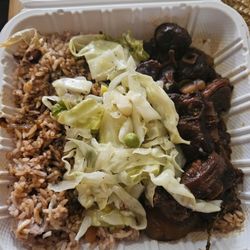 Hummingbird Restaurant - Rice & peas, Cabbage & oxtails