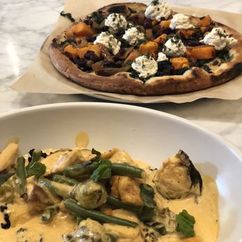 True Food Kitchen - Panang Curry - Vegetarian Near Me - Annapolis, Maryland