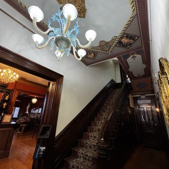 Rocco's Ristorante - Interior - Italian Near Me - Pittsburgh, Pennsylvania