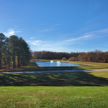 Glasgow Park - A very relaxing view from a little hill at glasgow. - Skate Parks Near Me - Glasgow, Delaware