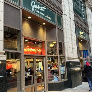 Garrett Popcorn Shops - Popcorn Shops Near Me - Chicago, Illinois