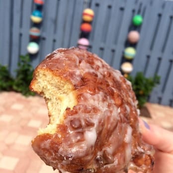 Dandee Donut Factory - Donuts Near Me - Pompano Beach, Florida Dandee Donut Factory - Donuts Near Me - Pompano Beach, Florida