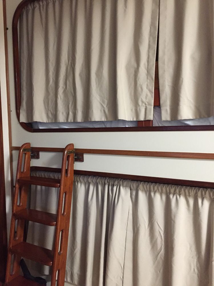 MARINERS’ BOATHOUSE Updated April 2024 7630 Estero Blvd, Ft. Myers