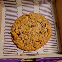 Insomnia Cookies - Insomnia Cookies Oatmeal Chocolate Walnut