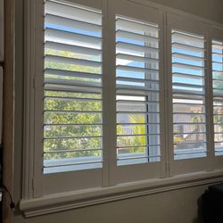 B----t Blinds of The Florida Keys - Plantation shutters