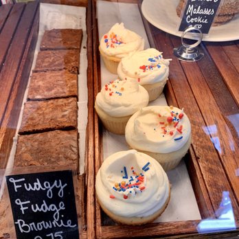 Barn Door Baking - Menu - Cafes Near Me - Damariscotta, Maine