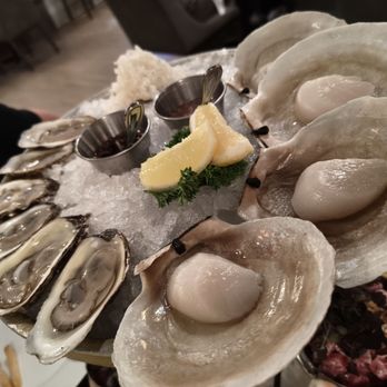 Harmons Steakhouse - Steakhouses Near Me - Ottawa, Ontario
