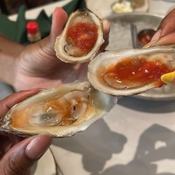 Old Ebbitt Grill - Great Kiss oysters. - Bars Near Me - Washington, DC, District of Columbia