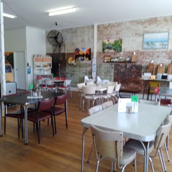 Tiny Teapot Cafe - Inside - Cafes Near Me - Korumburra, VIC