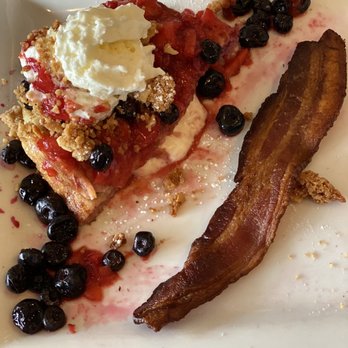 Blue's Egg + Bakery - Stuffed French Toast with fresh berries and bacon - half order - Breakfast & Brunch Near Me - Milwaukee, Wisconsin