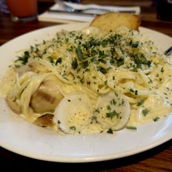 Pangea Tavern - Seafood Alfredo
