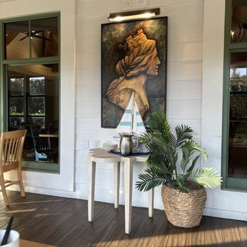 Wind & Waves Grill - Cocktail Bars Near Me - Vero Beach, Florida