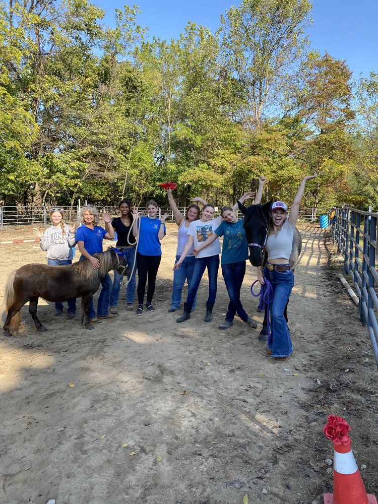Crossroads Ranch - equestrian in Gosport, IN