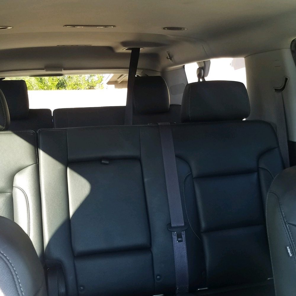 Onyx Ride - The back seats. - Town Car Service Near Me Onyx Ride - The back seats. - Town Car Service Near Me