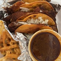 Chili Shack Broadway - Birria tacos