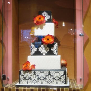 Nadia Cakes TEST - Bakeries Near Me - Palmdale, California