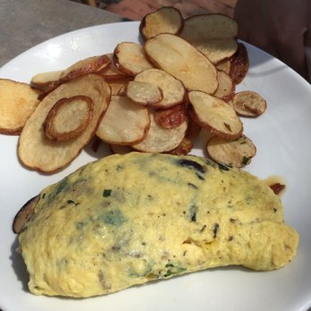 The Silverspoon - Kennett Mushroom Omelette - American Near Me - Wayne, Pennsylvania