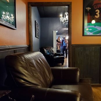 4 The Win Cigar Shop & Lounge - Spectacular leather lounge chairs - Cigar Bars Near Me - Tullahoma, Tennessee 4 The Win Cigar Shop & Lounge - Spectacular leather lounge chairs - Cigar Bars Near Me - Tullahoma, Tennessee