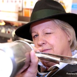 McDonald's - Restaurantleiterin: Margit Eberharter