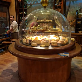 La Cloche à Fromage - La grandr cloche à fromage - Fondue Near Me - Strasbourg, 67 La Cloche à Fromage - La grandr cloche à fromage - Fondue Near Me - Strasbourg, 67