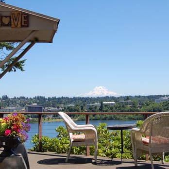 Love Salon - Salon entrance - Hair Salons Near Me - Olympia, Washington Love Salon - Salon entrance - Hair Salons Near Me - Olympia, Washington