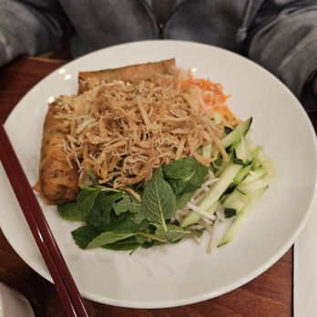 Pho 90 Degree - Milpitas - Bún bì chả giò chay: Vermicelli with Vegetarian Egg Roll, Tofu & Vegetables - Vietnamese Near Me - Milpitas, California