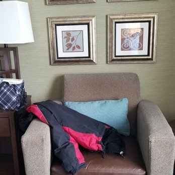Holiday Inn Express & Suites Logan - Very clean room with modern furnishings - Hotels Near Me - Logan, Utah
