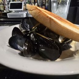 Mussels, insert chef's kiss! Mussels, insert chef's kiss!