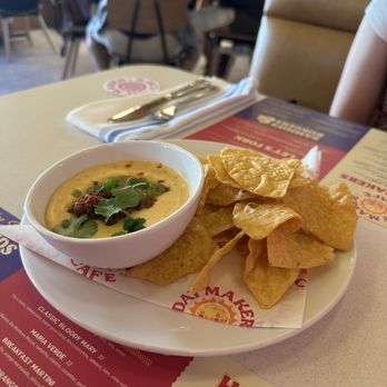 Day Maker Half Day Cafe - Dirty queso - Breakfast & Brunch Near Me - Austin, Texas Day Maker Half Day Cafe - Dirty queso - Breakfast & Brunch Near Me - Austin, Texas
