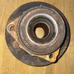 Mr Muffler - 2005 Dodge Dakota Hub Assembly