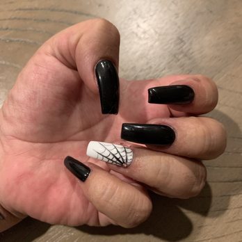 Circle A Nails And Spa - Nail Salons Near Me - Redlands, California