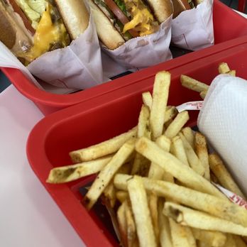 In-N-Out Burger - In-n-Out burgers and fries - Burgers Near Me - Tucson, Arizona In-N-Out Burger - In-n-Out burgers and fries - Burgers Near Me - Tucson, Arizona
