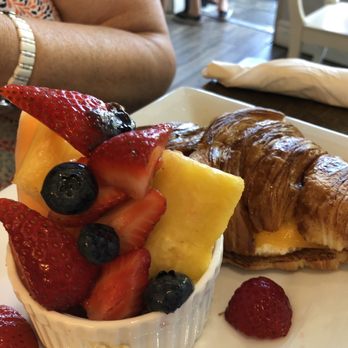 Onefold - Croissant Sandwich Breakfast - Breakfast & Brunch Near Me - Denver, Colorado