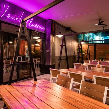 Mama Foo Foo - Patio Seating - New American Near Me - Daytona Beach, Florida