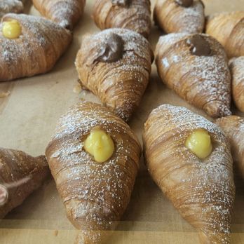 Giulia Italian Bakery - Sweet crossont - Coffee & Tea Near Me - Peachtree Corners, Georgia